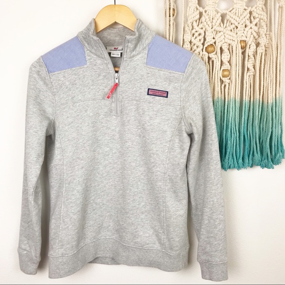 Vineyard Vines Jackets & Blazers - Vineyard Vines 1/4 Zip Pullover Whale Sweatshirt